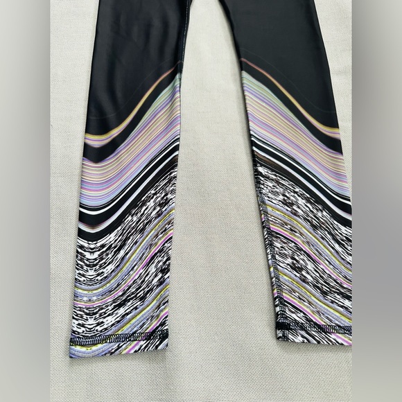 NOLI Swirl Leggings New - Picture 4 of 7